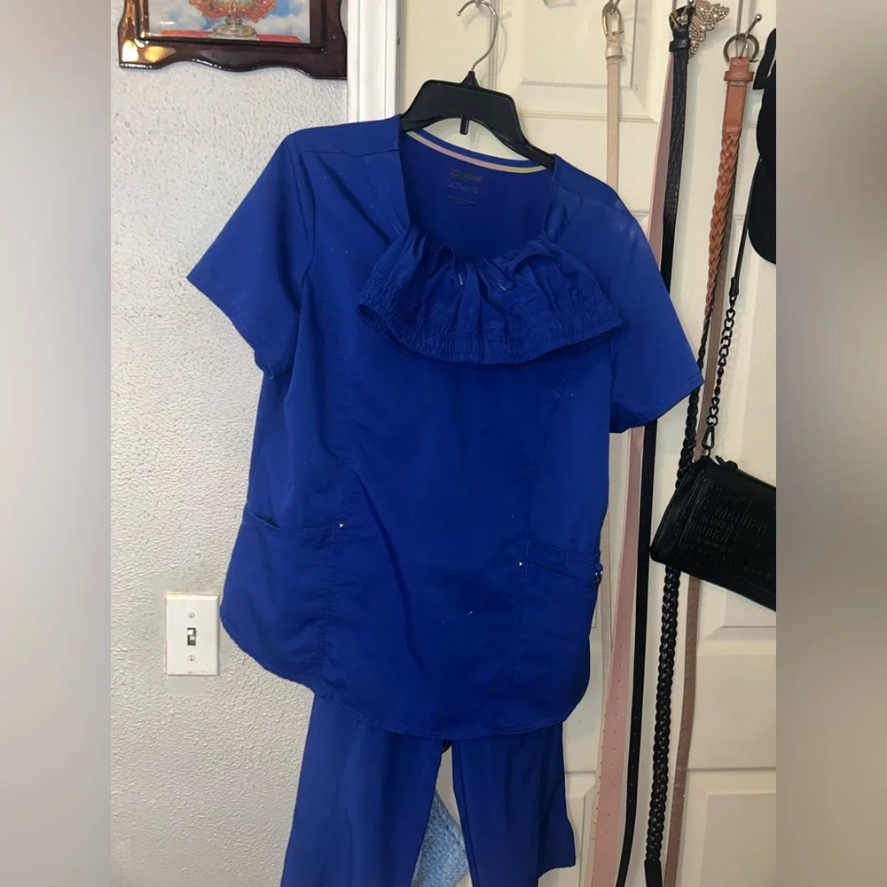 Blue Ruffled Scrub Set - Picture 1 of 2
